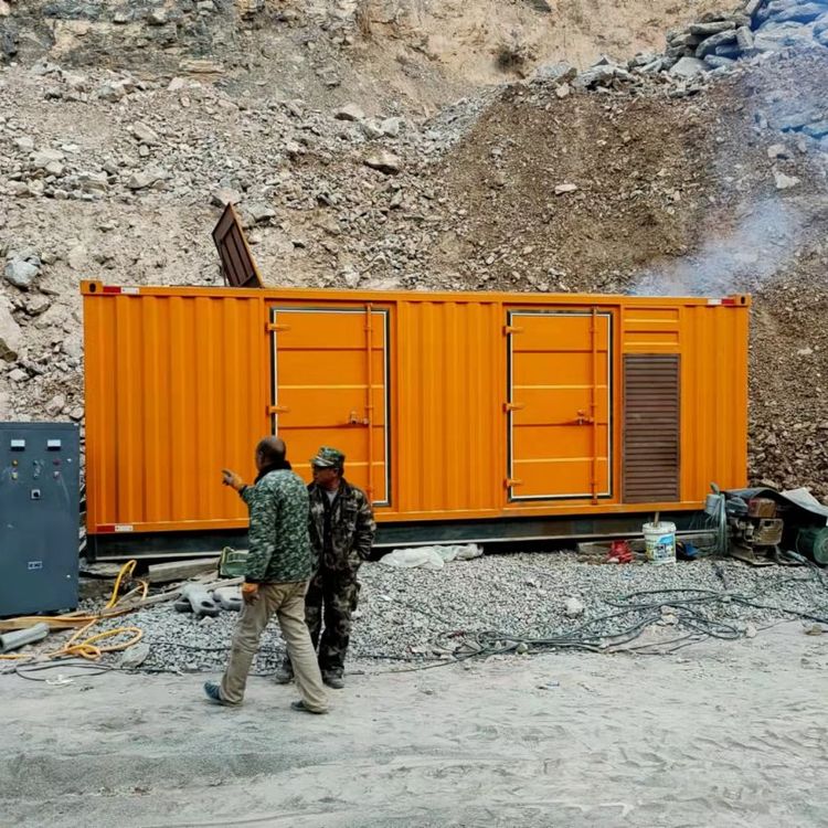安源如何选择适合自己的 800KW 柴油发电机组?